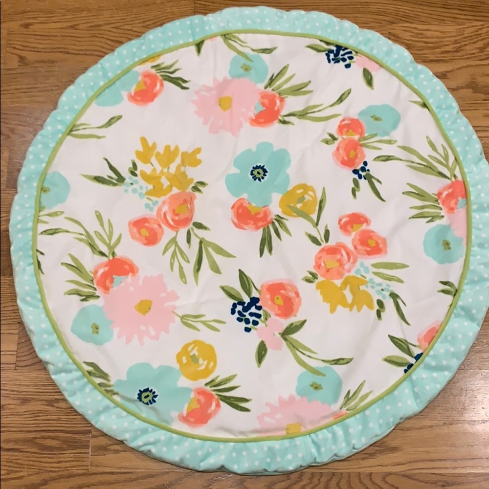 Cloud Island round activity playmat floral
